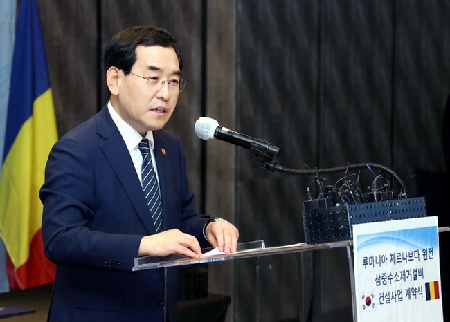 이창양 산업통상자원부 장관이 방한한 미국 하원의원들을 만나 한미 간 원전 및 천연가스 협력, 인플레감축법(IRA)·반도체과학법(CHIPS and Science Act) 등에 대해 논의했다. (사진=산업통상자원부 제공) 