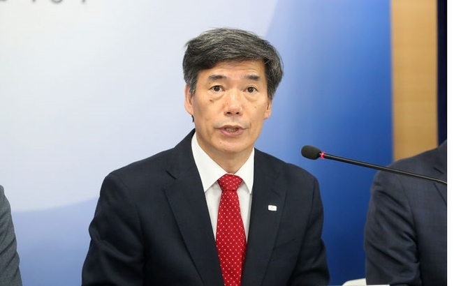 국무조정실 정부합동 부패예방추진단(단장 박구연 국무1차장)은 3일 전력산업기반기금사업에 대한 2차 점검 결과를 발표했다. 사진은 박구연 1차장이 지난달 23일 오전 서울 종로구 정부서울청사에서 후쿠시마 오염수 방류 관련 일일 브리핑을 하는 모습(사진=뉴시스 제공)