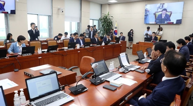 지난달 20일 오전 서울 여의도 국회에서 기획재정위원회 전체회의가 열리고 있다.(사진=뉴시스 제공)
