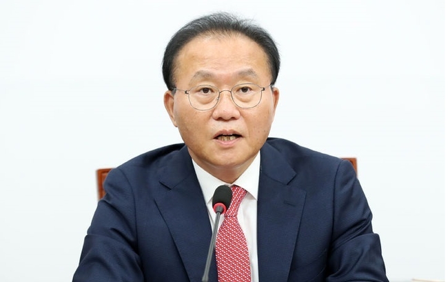 윤재옥 국민의힘 원내대표가 6일 오전 서울 여의도 국회에서 열린 최고위원회의에서 발언을 하고 있다. (사진=뉴시스 제공)