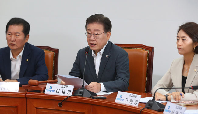 이재명 더불어민주당 대표가 7일 오전 서울 여의도 국회에서 열린 최고위원회에서 발언하고 있다.(사진=뉴시스 제공)