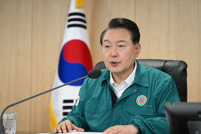 윤석열 대통령이 21일 서울 용산 대통령실 국가위기관리센터에서 열린 을지 국가안전보장회의(NSC)를 주재하고 있다. (사진=대통령실 제공)