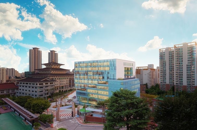 동덕여대, 2024학년도 수시모집 경쟁률 16.8대1로 여대 중 최고 경쟁률로 집계됐다.(학교 전경 사진=동덕여대 제공)