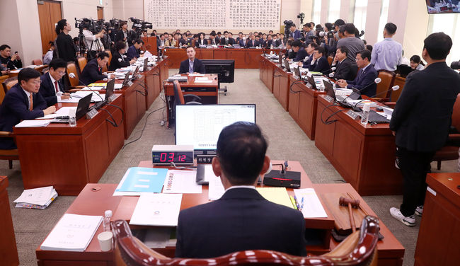 11일 오전 서울 여의도 국회에서 법제사법위원회의 법무부 등에 대한 국정감사에가 열리고 있다. (사진=뉴시스 제공)