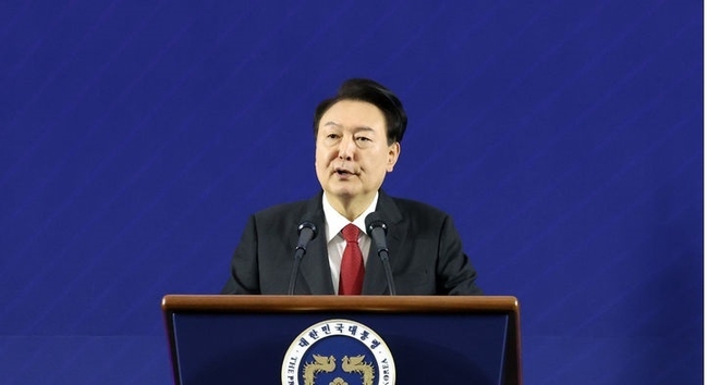 석열 대통령이 7일 대구 북구 엑스코에서 열린 2023년 바르게살기운동 전국회원대회에서 축사를 하고 있다.(사진=뉴시스 제공)