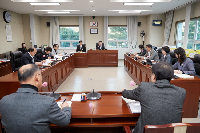 행정사무감사 9일차 문화복지위원회.(사진=용인시의회 제공)