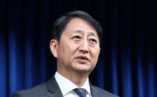 안덕근 산업통상자원부 장관 후보자가 17일 서울 용산 대통령실 청사에서 소감을 밝히고 있다.(사진=뉴시스 제공)