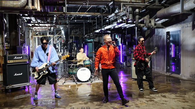 펑크 록밴드 노브레인이 ‘펑키 펑키 시티(Punky Funky City)’의 뮤직비디오를 부천아트벙커B39에서 촬영하고 있다