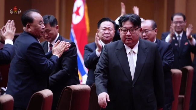 지난 1월 15일 평양 만수대의사당에서 열린 최고인민회의 제14기 제10차 회의에 김정은 북한 국무위원장이 참석하고 있다.(사진=조선중앙TV 캡처)