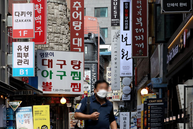 서울 중구 북창동 음식거리(사진=뉴시스 제공)