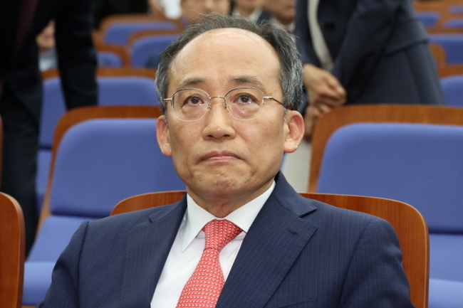 추경호 국민의힘 원내대표 후보가 8일 오후 서울 여의도 국회에서 열린 원내대표 선출을 위한 정견발표회에 참석해 있다.(사진=뉴시스 제공)