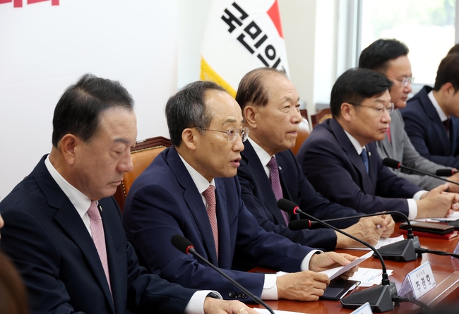 추경호 국민의힘 원내대표가 27일 오전 서울 여의도 국회에서 열린 비상대책위원회의에서 발언을 하고 있다.(사진=뉴시스 제공)
