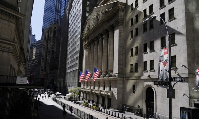  뉴욕 증권거래소(NYSE) 앞(사진=뉴시스 제공)
