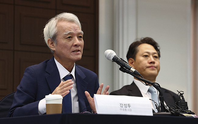 강성두 영풍 사장이 지난달 27일 서울 중구 프레스센터에서 열린 영풍 ‘고려아연 주식 공개매수’ 설명 기자간담회에서 발언하고 있다.