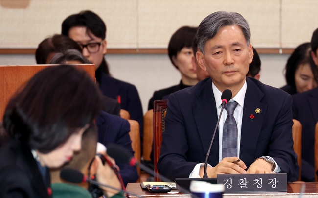조지호 경찰청장이 9일 오후 국회에서 열린 법제사법위원회 전체회의에서 굳은 표정을 짓고 있다.(사진=뉴시스 제공)