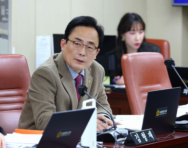 서울시의회 문체위에서 발언 중인 김형재 의원. (사진=서울시의회 제공)