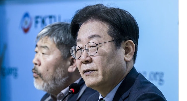 이재명 더불어민주당 대표가 지난 2월 21일 서울 영등포구 한국노총에서 열린 한국노총-더불어민주당 대표 간담회에서 인사말을 하고 있다.(사진=뉴시스 제공)