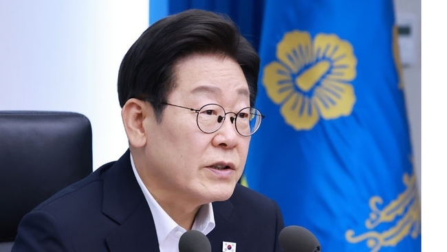 이재명 대통령이 지난 17일 서울 용산 대통령실 청사에서 열린 4차 수석·보좌관 회의에서 발언하고 있다. (대통령실통신사진기자단) /뉴시스 제공)