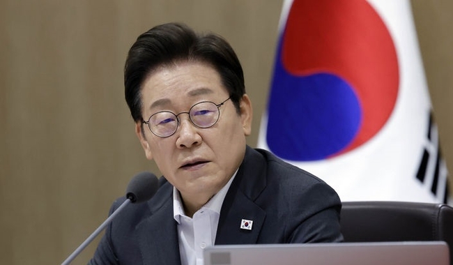  이재명 대통령이 지난 22일 서울 용산 대통령실 청사에서 열린 국무회의에서 발언하고 있다. (사진=뉴시스 제공)