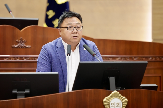 박종갑 천안시의원이 5분 발언을 하고 있다. (사진=천안시의회 제공)