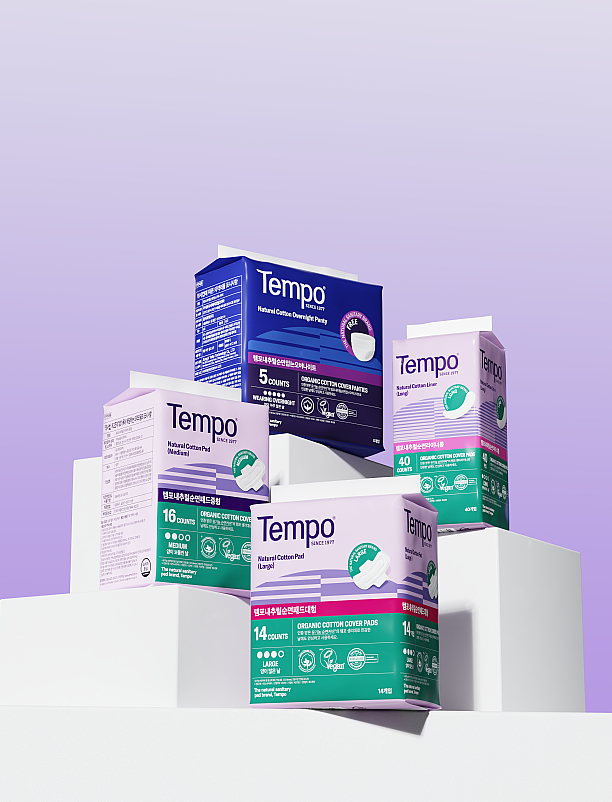 여성용품 브랜드 ‘템포(Tempo)’가 10월 20일 초경의 날을 맞아 여성용품 구입에 어려움을 겪는 취약계층 여성 청소년들을 위한 생리대를 기부했다.(사진=동아제약 제공)