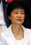 “경미한 상처...걱정 안해도 돼”