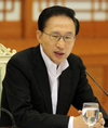 “유명환 장관 딸 특혜논란 철저조사”