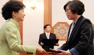 박근혜, 윤진숙 임명...정치권 반발 예상