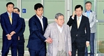 이건희 회장, 미국 출장 96일만에 건강한 모습으로 귀국