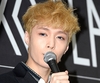 '엑소' 레이, 악 내 허리…중국에서 다쳤다