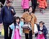 설 연휴, 대형마트 대부분 정상영업...백화점은 7~8일 이틀 휴점