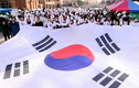 “3.1절 의미 되새기자”…서울 도심 곳곳 ‘태극물결’[종합]
