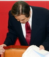 朴대통령·與 지지율 최저치…TK도 등돌렸다!