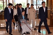 롯데 일가 탈세액 최소 6200억원… 신격호 직접 지시 진술 확보