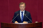 文대통령 “실업대란 방치하면 국가재난수준의 경제위기 올 수 있어..국회 협력 강조”