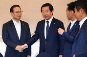 국회 원 구성 합의  ... '분쟁의 불씨'는 남아