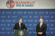 트럼프 "北, 완전하고 비가역적 비핵화 해야..전면적 제재완화 요구 거절"