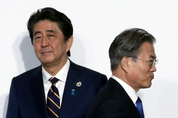 ‘한국 때리기’ 日아베 수출규제, 자충수 되나