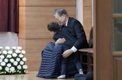 대통령의 별이 지다, 강한옥 여사 추모 행렬 이어져