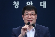 靑 "올해 55만 일자리 창출…위기 극복 전제는 고용 유지"