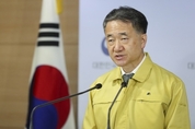 정부 "총선ㆍ부활절 대규모 재확산 없었다…4말5초 연휴 걱정"