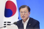 文 대통령 "3차 추경 이달 중 처리 강조"