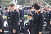 文대통령 "보훈이야말로 국가의 가장 기본적 책무, 애국심의 원천"