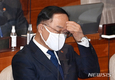 여당 대표와 경제 수장 정면 충돌…또 '홍남기 경질론' 등장