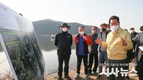 백군기 시장, 이동저수지 환경생태공원 조성 현장 점검