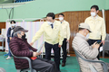 허성무 창원시장, 75세 이상 어르신 대상 첫 접종 점검