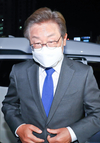 이재명, 민주 참패에 “국민 따끔한 질책 겸허히 수용”