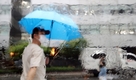 전국 장맛비 24일 오전까지 계속 내려…시간당 30~50㎜ 이상 폭우도