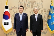 윤 대통령, '유인촌 문체특보·우동기 지방시대위원장' 위촉장 수여