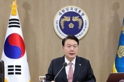 尹 대통령 "글로벌시장·엑스포 '지성이면 감천'…확신 가지고 던져야"(종합)